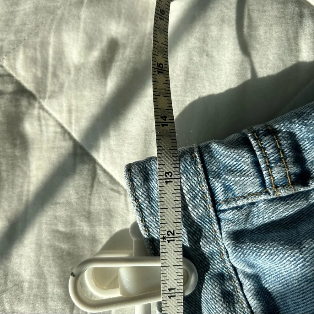 Mid Wash Blue Flare Jeans 39” Inseam Forever 21 - Picture 3 of 3